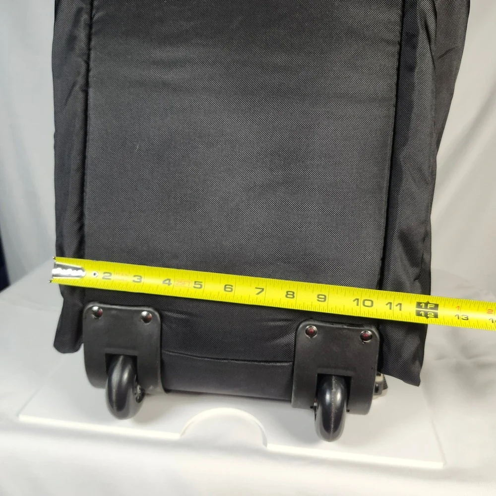 Titleist rolling duffel